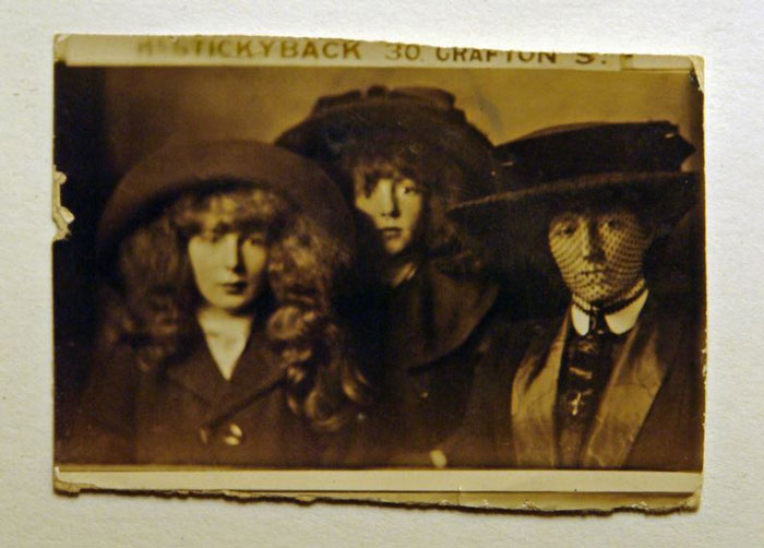 Stickyback of Violet Maud McIllree Manly and her daughters Aileen and Joan