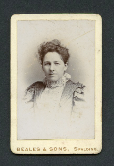 Midget carte by Bealse and Sons, 1890s