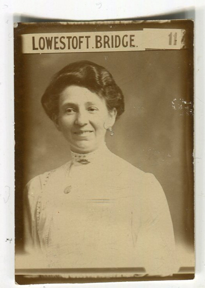 Stickyback portrait from Lowestoft Bridge Studio, reproduced with kind permission of Ron Cosens (www.cartedevisite.co.uk)