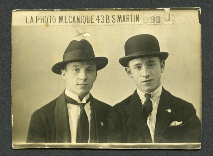 La Photo Mecanique, portrait of two young men in hats
